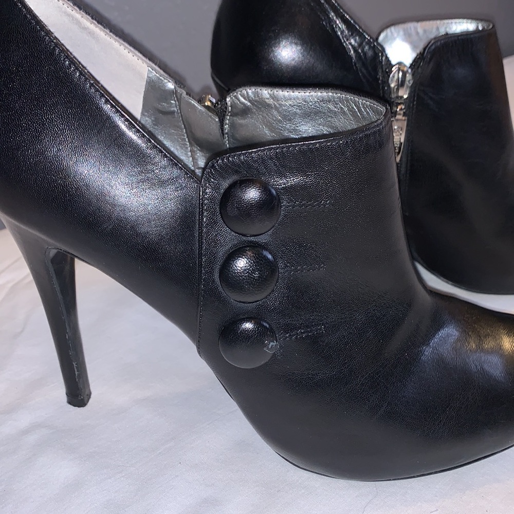 Guess By Marciano black booties. 9 1/2